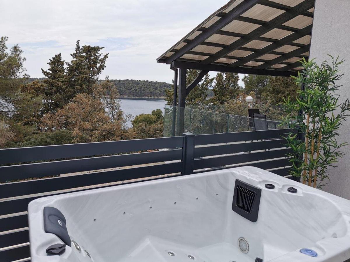 Villa Poljana Mali Lošinj Esterno foto