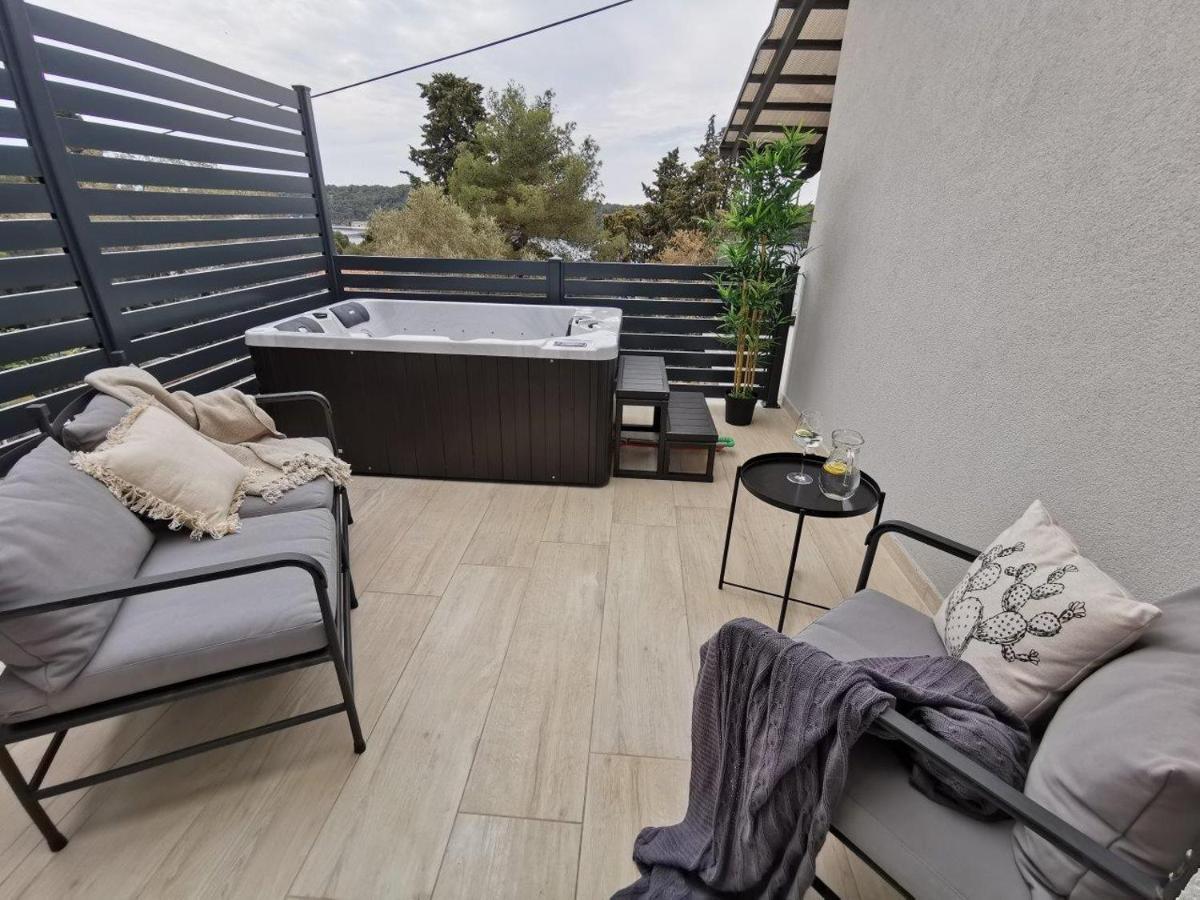 Villa Poljana Mali Lošinj Esterno foto